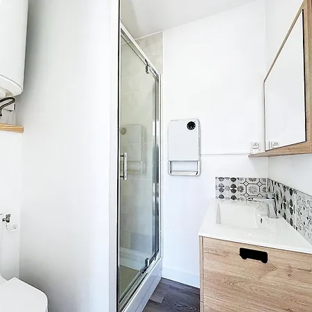 Apartment Ty Rosalie Agreable Studio Au Calme Et Bien Situe